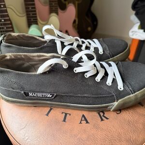 Macbeth Skate Shoes Vintage